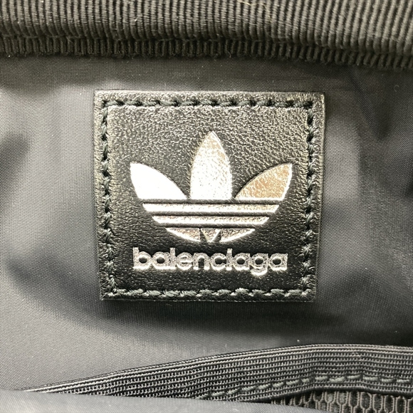 Balenciaga x adidas Small Crossbody Messenger Bag/Shoulder Bag, Leather, 7218... - Picture 8 of 9